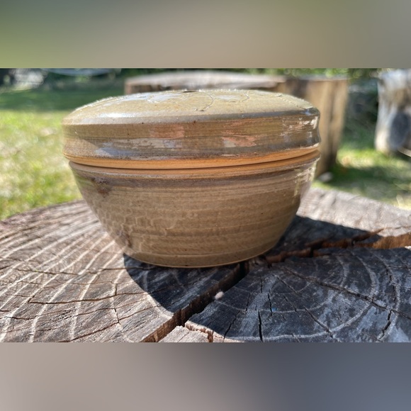 Floral Pottery Bowl - Picture 8 of 10